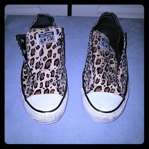 Leopard print all star Converse